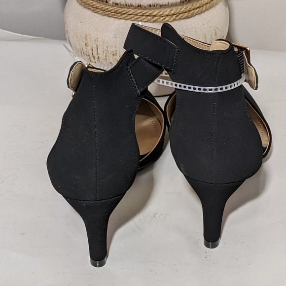 DREAM PAIRS Women's Low Heel Ankle Strap Pumps Suede Shoes Size 8 Black - Picture 3 of 8